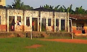 Morning shows the day. That is a public school in Edo state, an APC controlled state. Exactly why many conclude APC is PDP. Positive change is compassionate and not wicked.